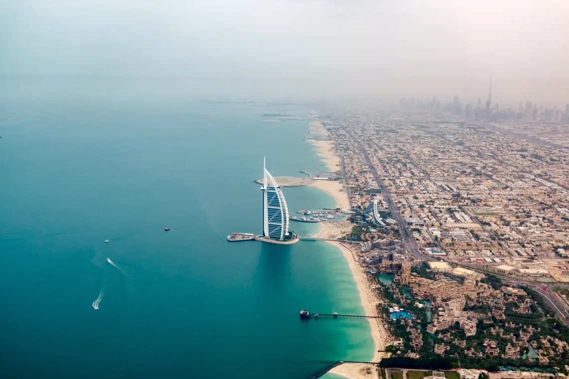 Exploring Dubai’s attractions alone: must-visit places for solo women travelers